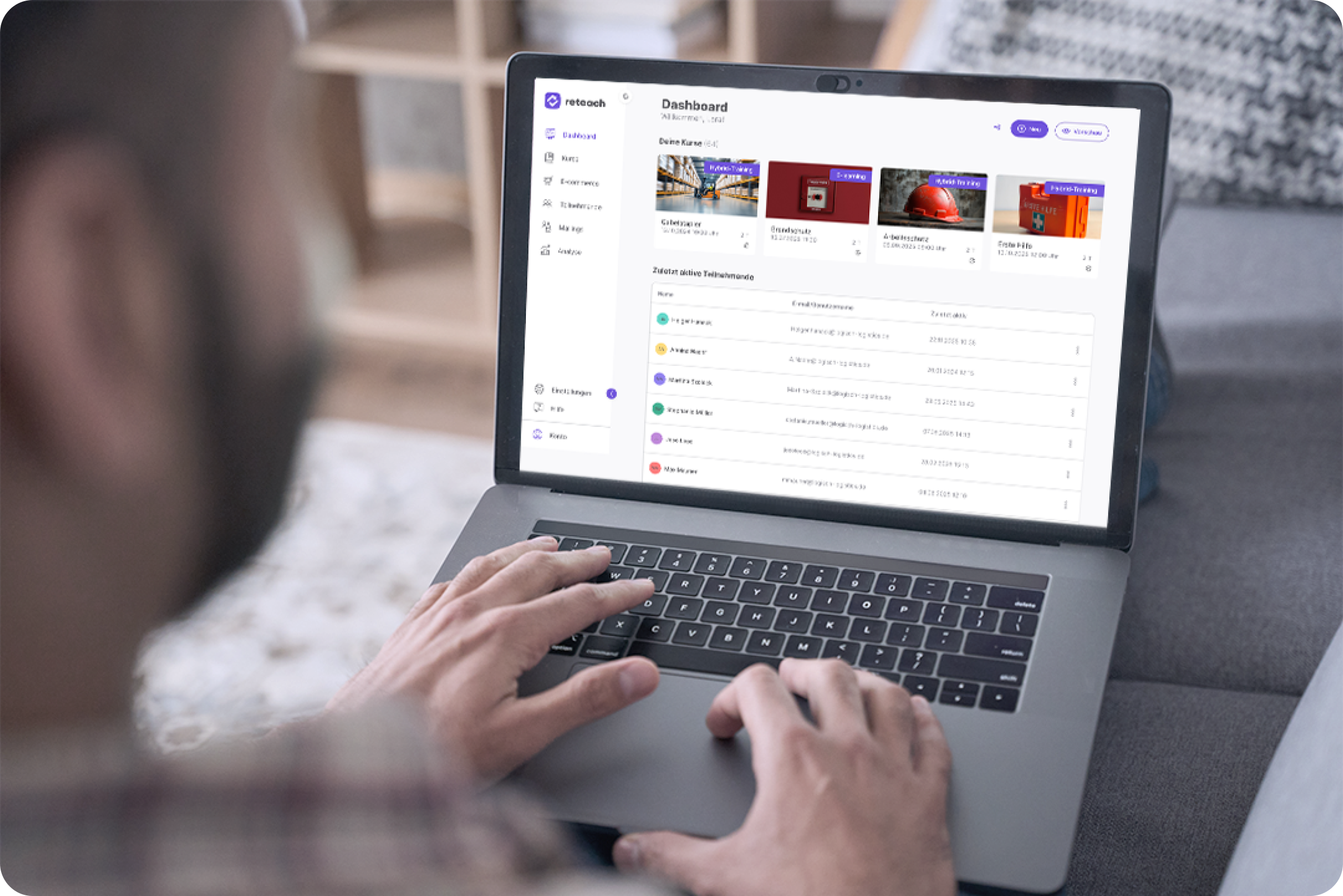 Whitelabel-Dashboard im reteach LMS mit Kursen zu Arbeitsschutz, Brandschutz und Erster Hilfe im eigenen Branding